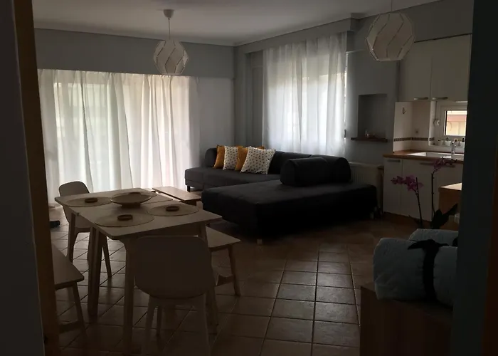 Apartments Close To Waterfront