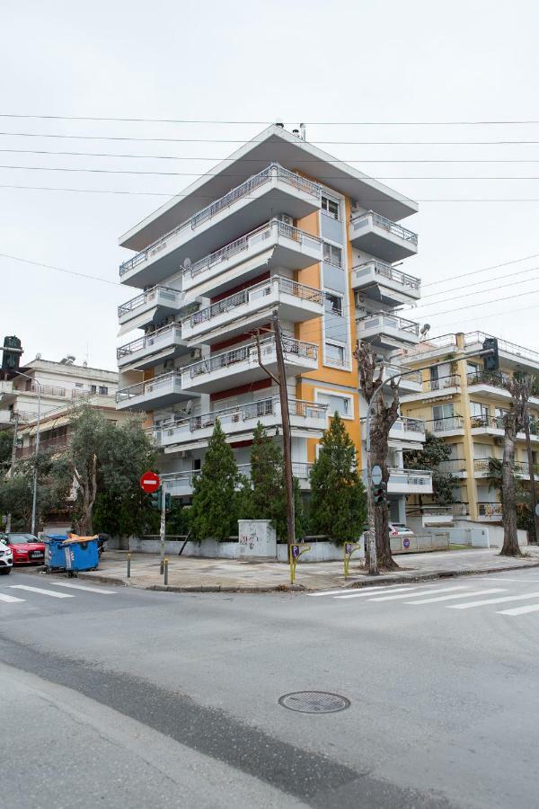 Close To Waterfront *